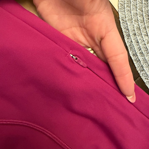 Lululemon leggings - Picture 4 of 11